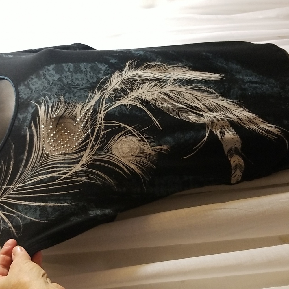 Sz L Black Gray Teal Peacock Feather Print Top
